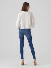VERO MODA White Textured Cropped 100% Cotton Shirt - Image 3 of 4