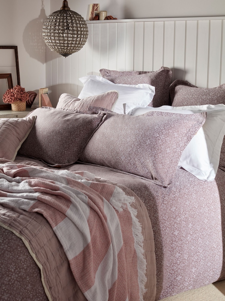 Secret Linen Store Pink Jasmine Floral Print Jacquard 100% Cotton Pillowcase - Image 2 of 4