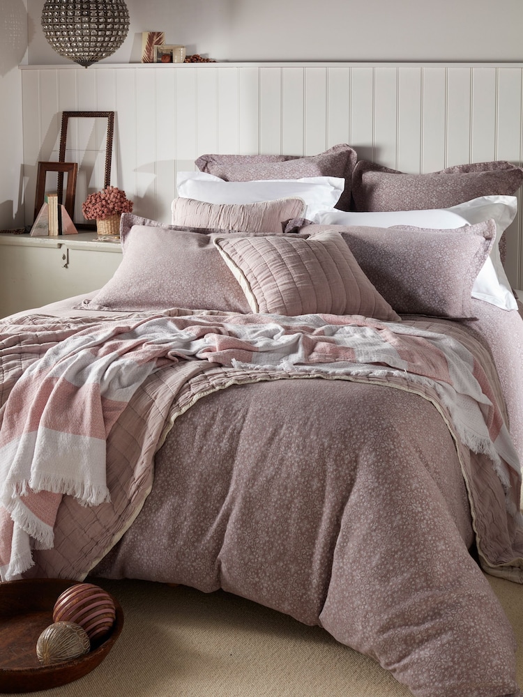 Secret Linen Store Pink Jasmine Floral Jacquard 100% Cotton Duvet Cover - Image 1 of 5