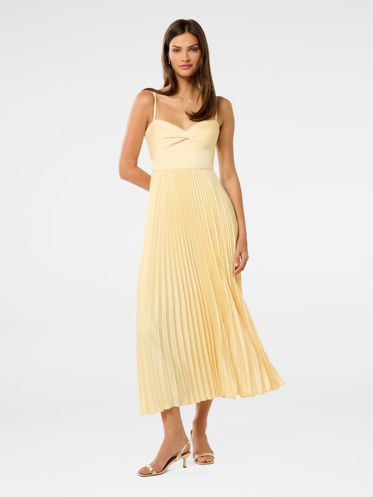 Forever New, Chloe, plissiertes Midikleid - Bild 1 von 5 Forever New, Chloe, plissiertes Midikleid - Bild 1 von 5
