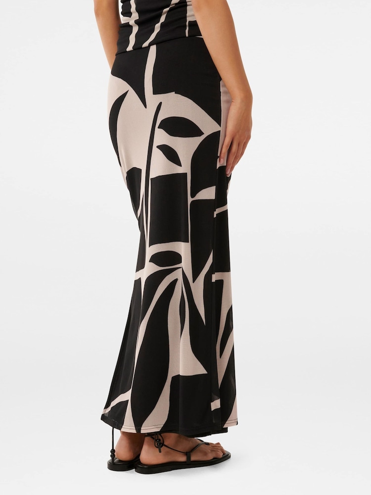 Forever New Black Mia Mesh Maxi Skirt - Image 2 of 5
