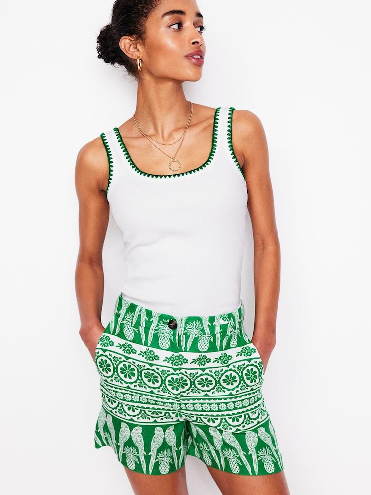 Boden Green Westbourne 100% Linen Shorts - Image 1 of 5