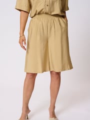 Kaffe Natural KAflorence Elasticated Waist Shorts - Image 1 of 6