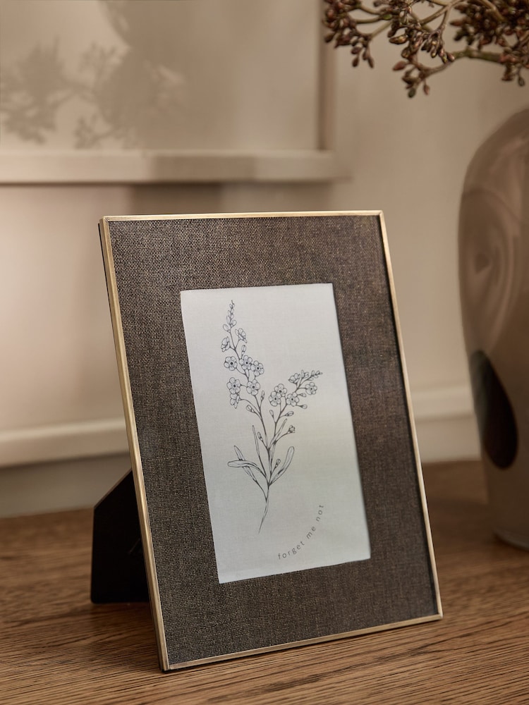 and Gold Linen Look Mount Photo Frame - صورة 2 من 5 and Gold Linen Look Mount Photo Frame - صورة 2 من 5