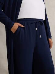 Blau - Live Unlimited Curve Lightweight Supersoft Straight Leg Trousers - Bild 3 von 4