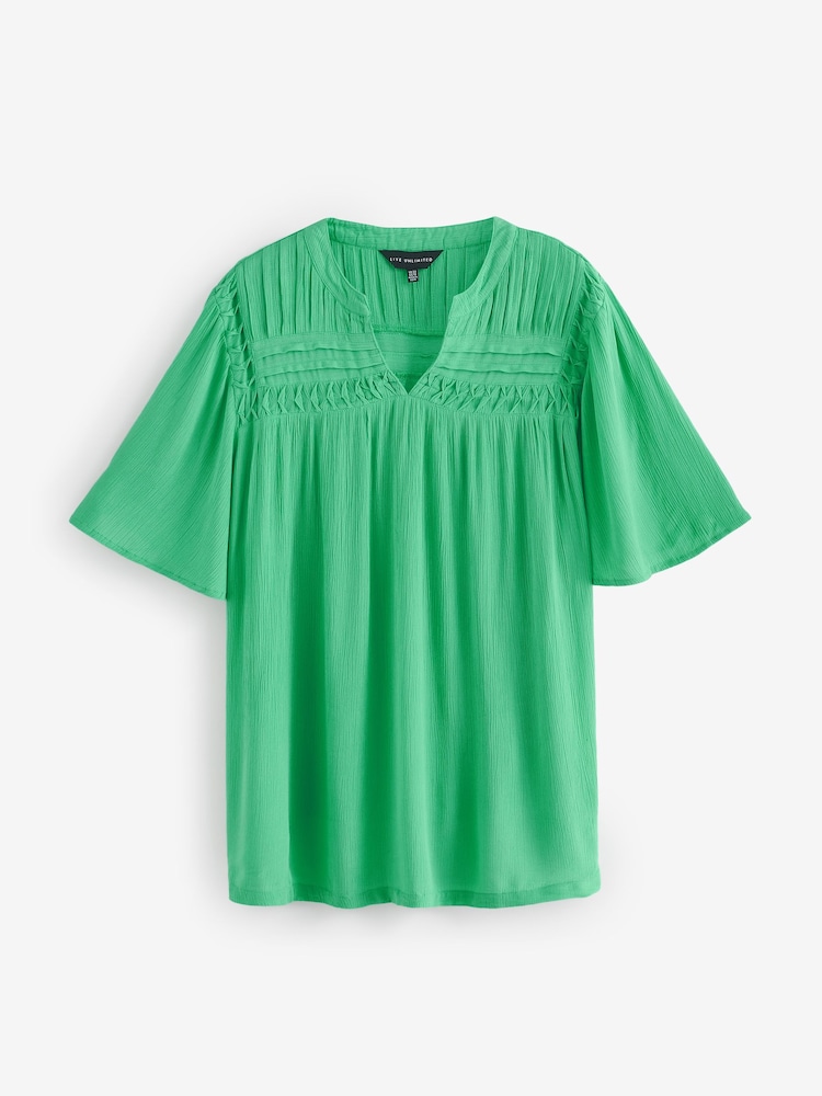 رداء عُلوي مجعَّد بتصميم مُجمَّع مقاس كبير من Live Unlimited - Image 4 of 4