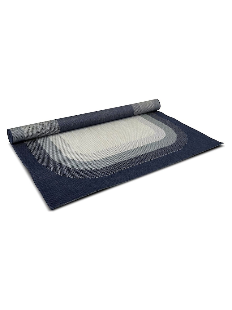 Extreme Lounging White B Mat Oblong Cloud Outer Outdoor Garden Rug - Image 1 of 1