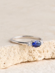 Sterling Silver Sapphire Coloured Stone Ring - Image 2 of 3
