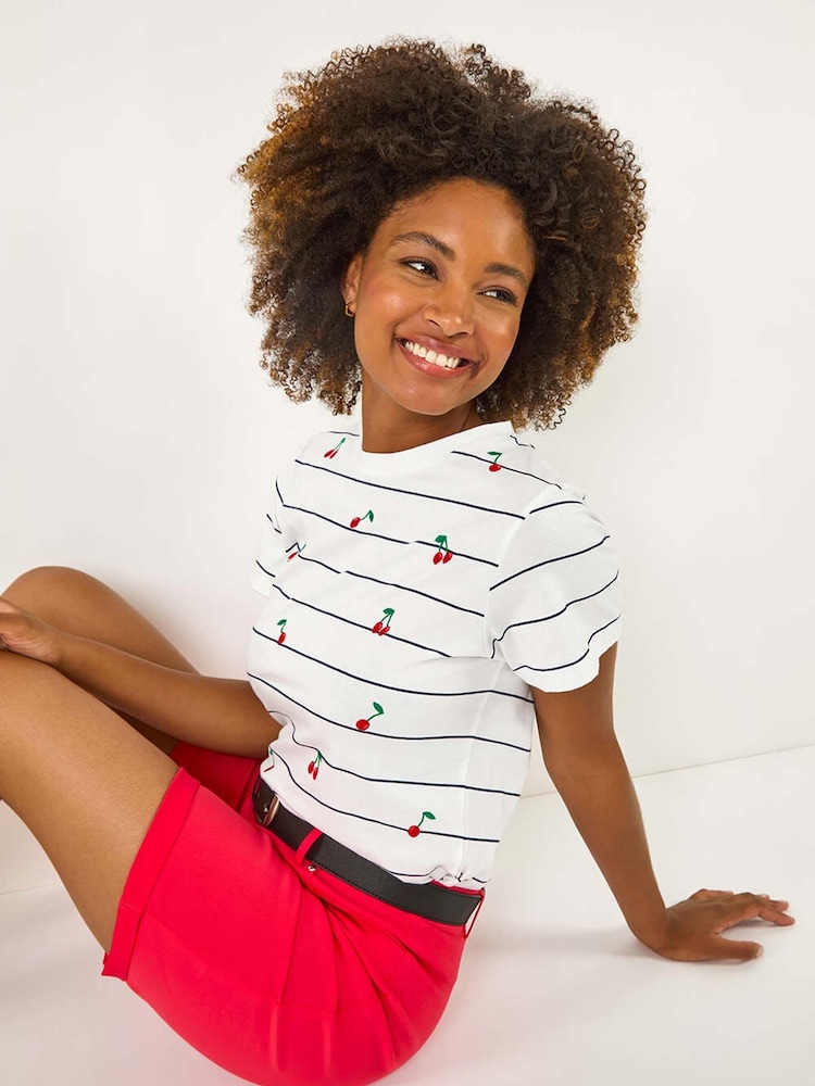 Roman Red Turn Up Stretch Shorts - Image 2 of 5
