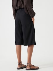 Hush Black Linen Blend Lya Bermuda Shorts - Image 4 of 6