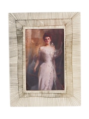 Libra Interiors White Dame Photo Frame 5x7 - Image 3 of 6