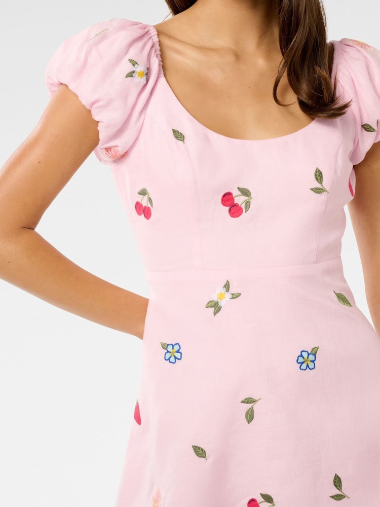 Forever New Pure Clara Embroidered Mini Dress - Imagen 5 de 5 Forever New Pure Clara Embroidered Mini Dress - Imagen 5 de 5