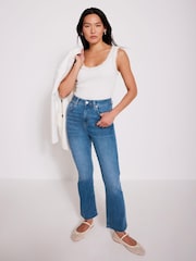 Mint Velvet Mid Cropped Flared Jeans - Imagen 3 de 6