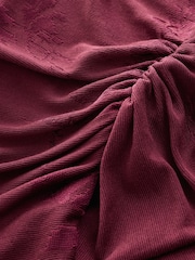 Beerenrosa - Cowl Neck Sleeveless Jacquard Top - Bild 7 von 8