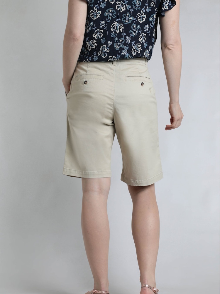 Crema - Weird Fish Annalise Knee Length Chino Shorts - Imagen 2 de 7