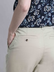 Crema - Weird Fish Annalise Knee Length Chino Shorts - Imagen 5 de 7