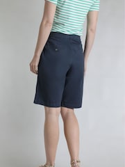 Azul - Weird Fish Annalise Knee Length Chino Shorts - Imagen 2 de 7