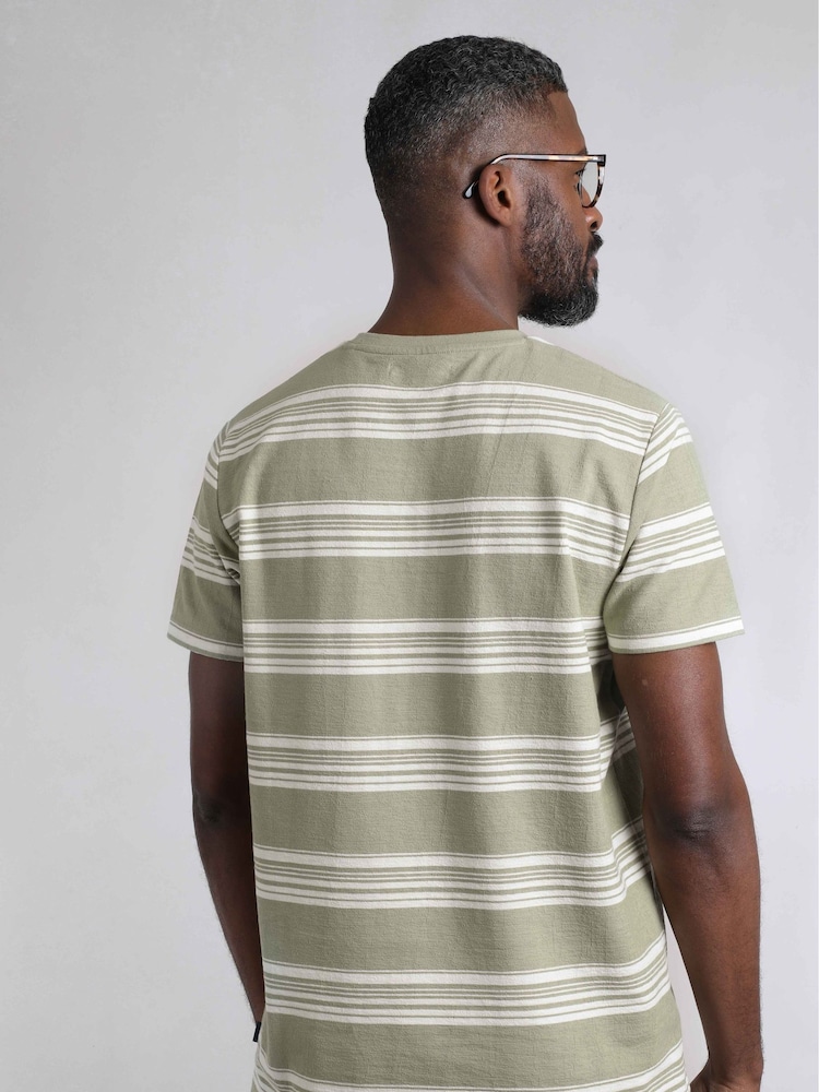 Verde - Weird Fish Xavier Crepe Stripe T-Shirt - Imagen 2 de 6