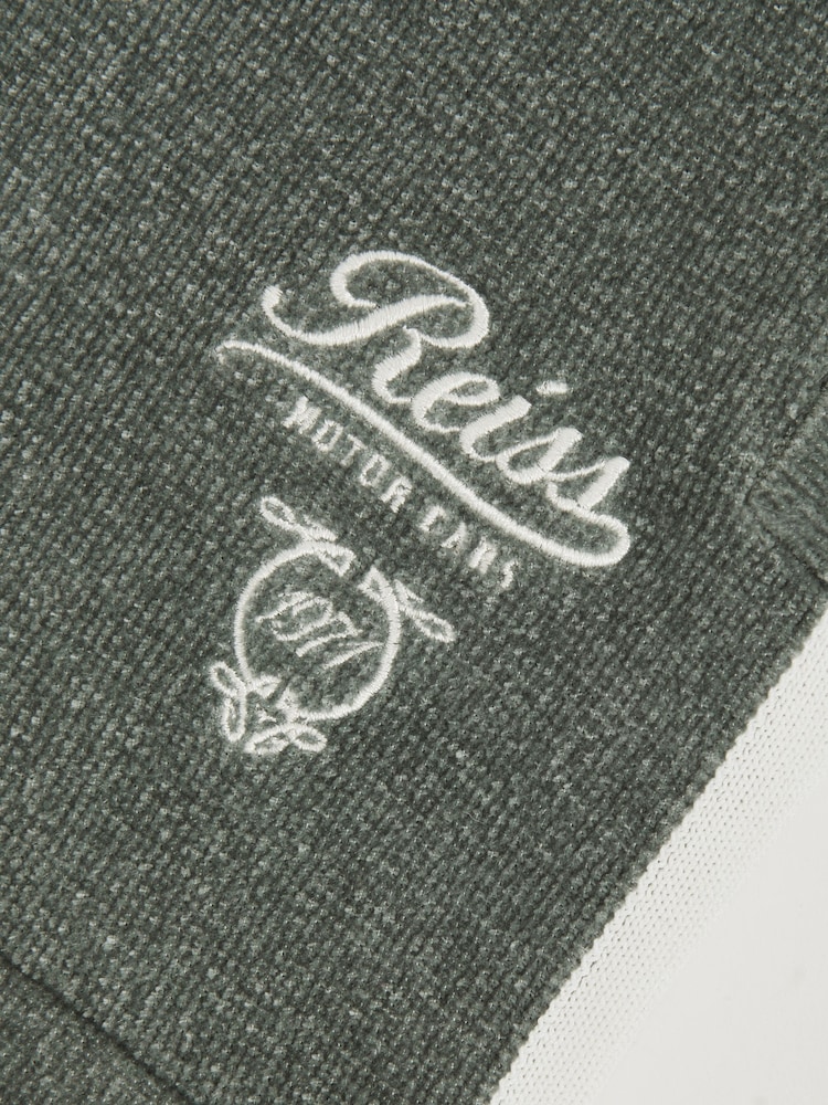 Reiss Dark Sage Green/White Trenton Shorts - Image 4 of 4