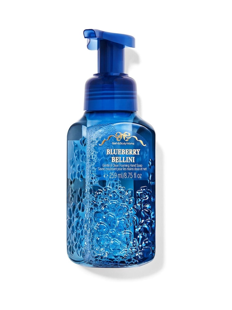 Bath & Body Works Foam Soap 8.75 fl oz / 259 mL - Image 1 of 2 Bath & Body Works Foam Soap 8.75 fl oz / 259 mL - Image 1 of 2