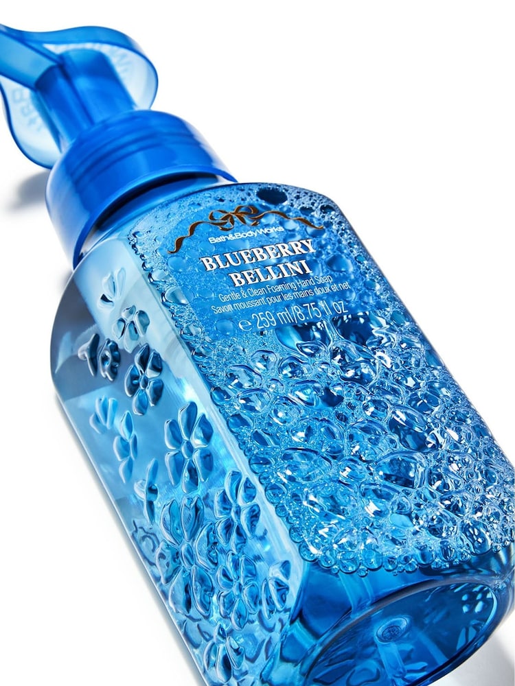 Bath & Body Works Foam Soap 8.75 fl oz / 259 mL - Image 2 of 2 Bath & Body Works Foam Soap 8.75 fl oz / 259 mL - Image 2 of 2