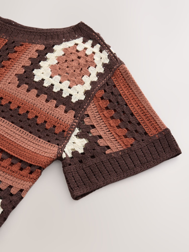 Brown Chocolate Pattern Short Sleeve Crochet Crew Neck T-Shirt - Image 6 of 6