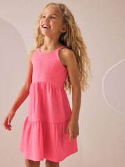 Pink - Träger-Sommerkleid mit Knitterstruktur (3–16 Jahre) - Bild 1 von 3