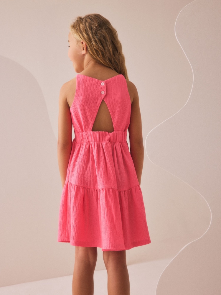 Pink - Träger-Sommerkleid mit Knitterstruktur (3–16 Jahre) - Bild 2 von 3