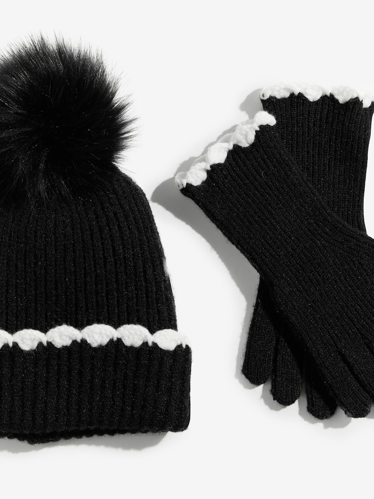 ?VS Pom Pom embellished hat and gloves ?VS Pom Pom embellished hat and gloves main image 4