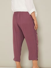 Yours Curve Red Crochet Side Cropped Trousers - Image 3 of 5