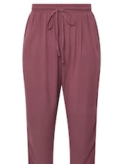 Yours Curve Red Crochet Side Cropped Trousers - Image 5 of 5