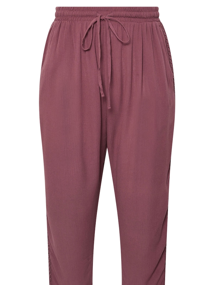 Yours Curve Red Crochet Side Cropped Trousers - Image 5 of 5