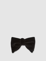 Reiss Black Hike Velvet Bow Tie - Image 1 of 4