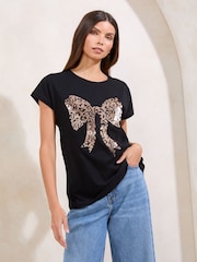 Lipsy Black Bow Sequin Graphic T-Shirt - Image 3 of 4