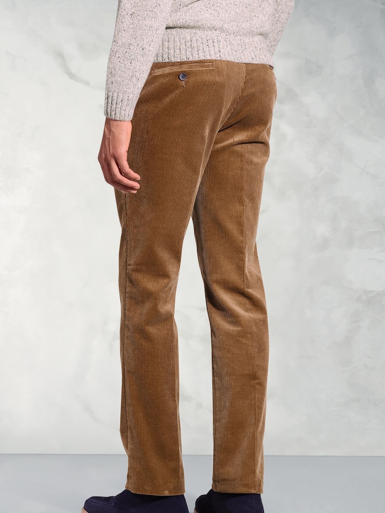 Brook Taverner 8W Corduroy Trousers - Imagen 2 de 3