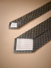 Green Italian Silk Design Tie - Image 3 of 3