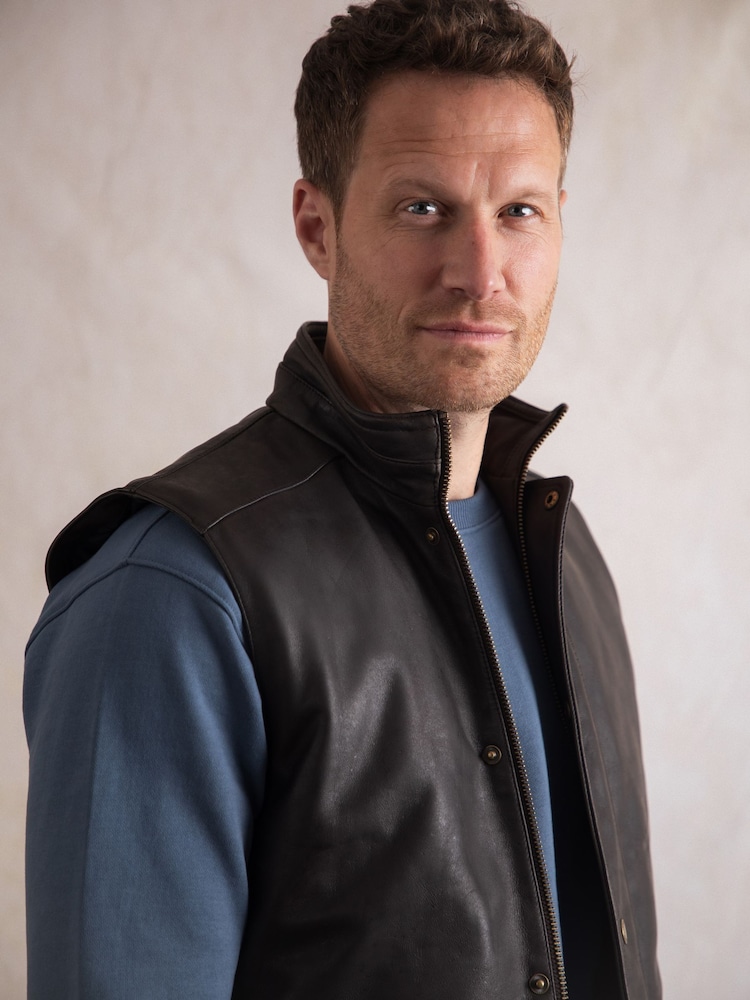 Lakeland Leather Brown Garrigill Gilet - Image 5 of 7