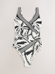 Palmera en negro/crema - Bañador con Control de Abdomen y Lateral Fruncido - Imagen 6 de 8