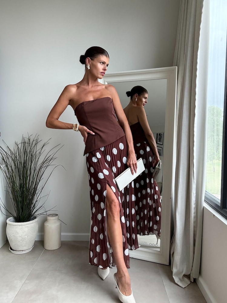 Style Cheat Brown Sybil Bandeau Pleat Dress - Image 1 of 4