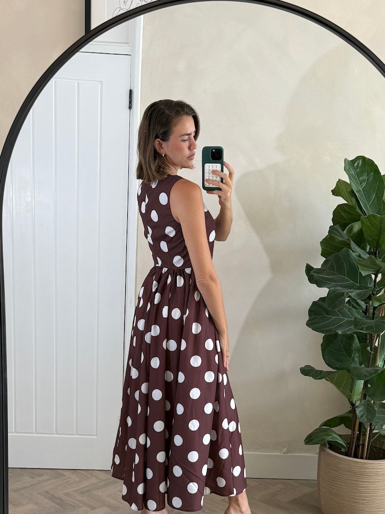 Style Cheat Chocolate Spot Devika Fit And Flare Dress - Image 2 of 4