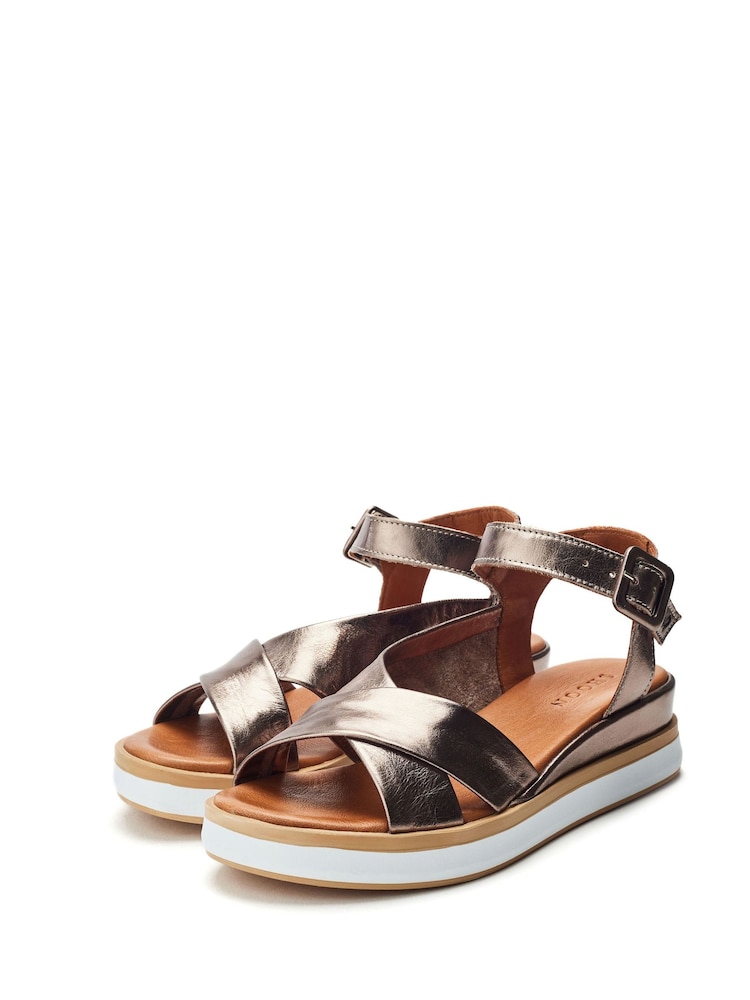 Moda in Pelle Meade Sporty Hybrid Cross Strap Sandals - Image 2 of 4 Moda in Pelle Meade Sporty Hybrid Cross Strap Sandals - Image 2 of 4