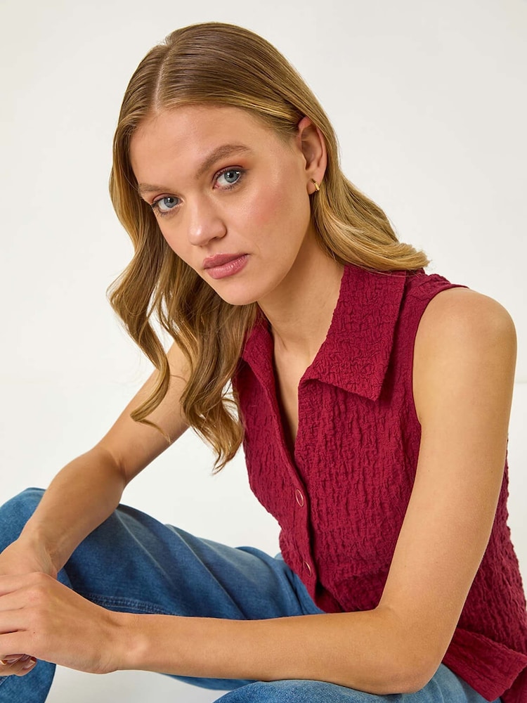Roman Textured Sleeveless Buttoned Blouse - Imagen 1 de 5
