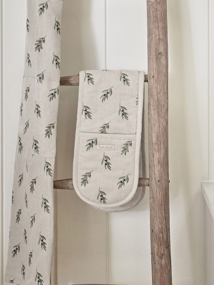 Sophie Allport Natural Linen Cotton Blend Olive Double Oven Glove - Image 1 of 3