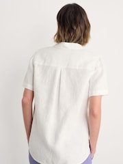 Seasalt Cornwall Drydock Short Sleeve 100% Linen Shirt - Imagen 2 de 4