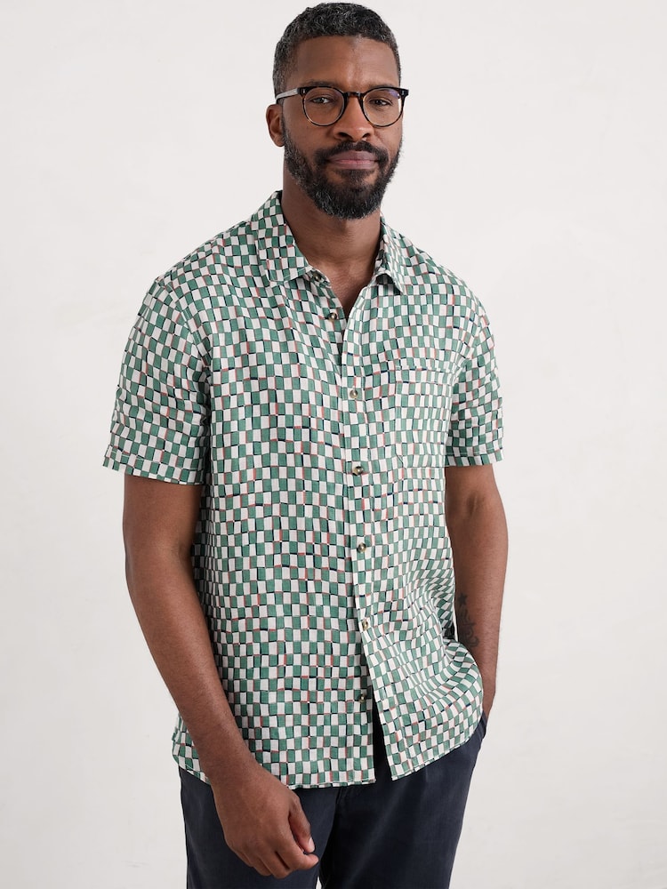 Seasalt Cornwall Green Mens Heron Short Sleeve Shirt - Image 1 of 5