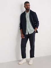 Seasalt Cornwall Green Mens Heron Short Sleeve Shirt - Image 3 of 5