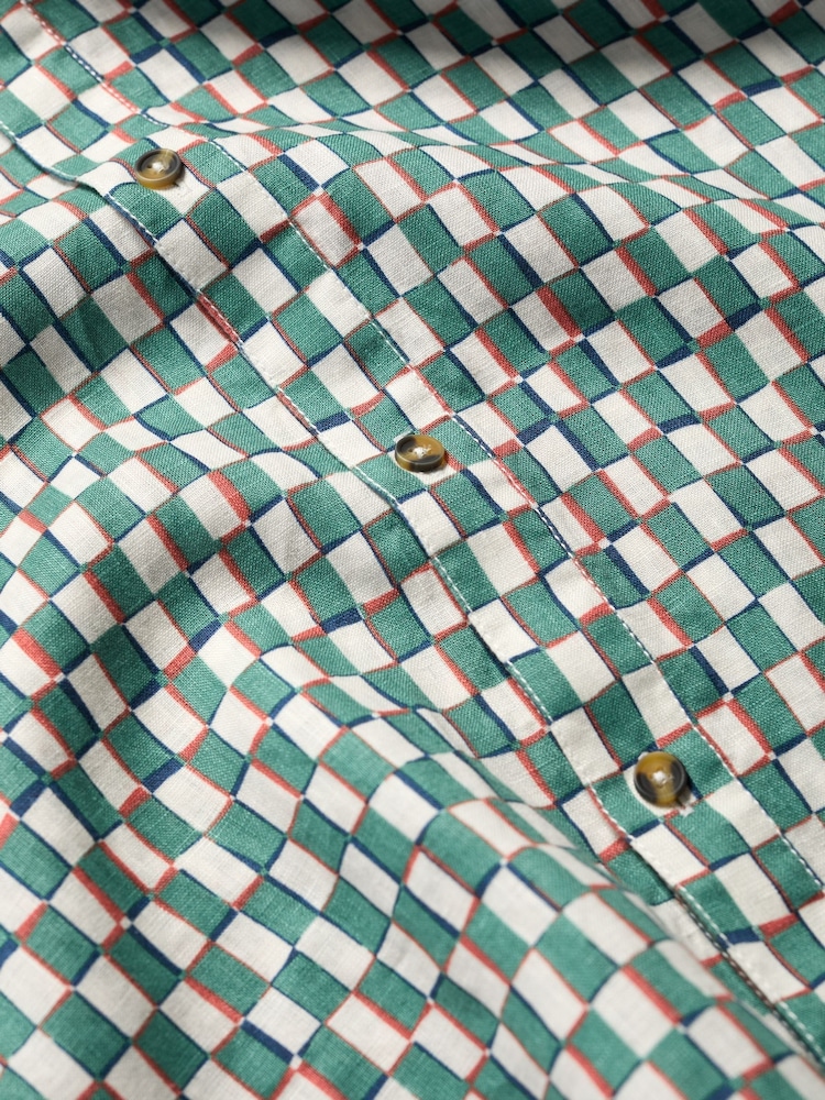 Seasalt Cornwall Green Mens Heron Short Sleeve Shirt - Image 5 of 5