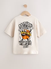 צבע אבן עם קומיקס המבורגר - חולצת טי עם כיתוב שרוולים קצרים גזרה רפויה (גיל 3 עד 16) - תמונה 5 מתוך 7