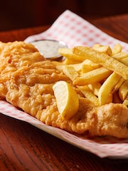 Virgin Experience Days Proper Pubs Fish and Chip Feast with Wine or Beer for Two - Image 1 of 2
