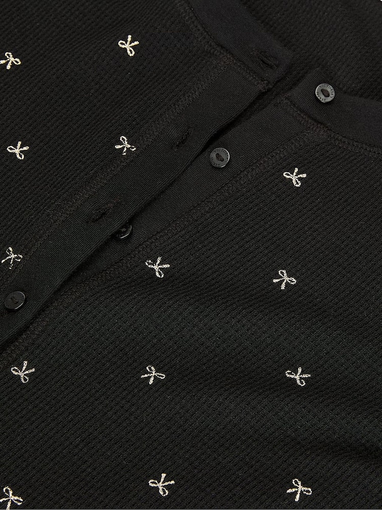 Victoria's Secret Black with Foil Christmas Bows Thermal Short Pyjamas Set - Image 3 of 3 Victoria's Secret Black with Foil Christmas Bows Thermal Short Pyjamas Set - Image 3 of 3